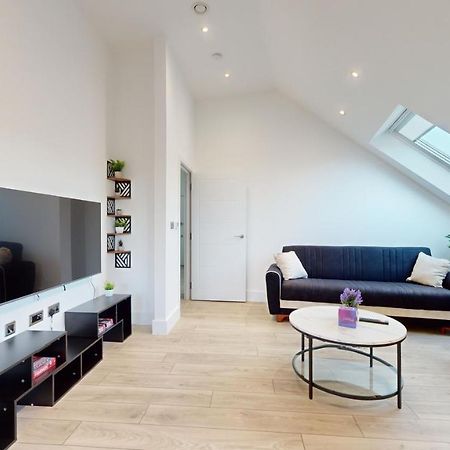 Penthouse Style Apartment London Bagian luar foto